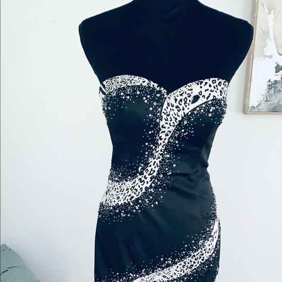 🦓 🐆🐅 Mixed animal print prom dress. - Picture 3 of 12